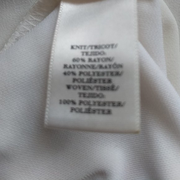 Ann Taylor Women's White Blouse Short Sleeve Center Front Fold, Pretty Size L - Picture 4 of 4